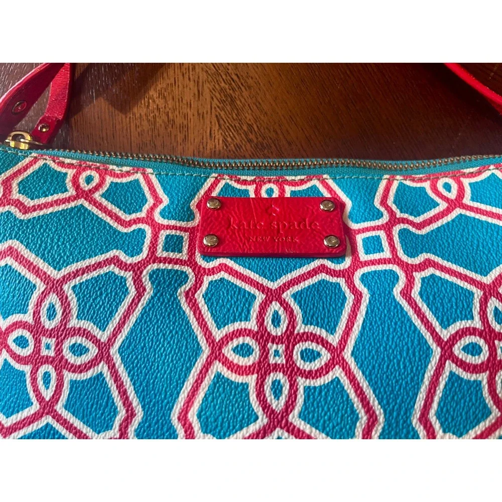 Kate Spade Crossbody Bag Womens Small Blue Pink Excellent Geometric Quatrefoil